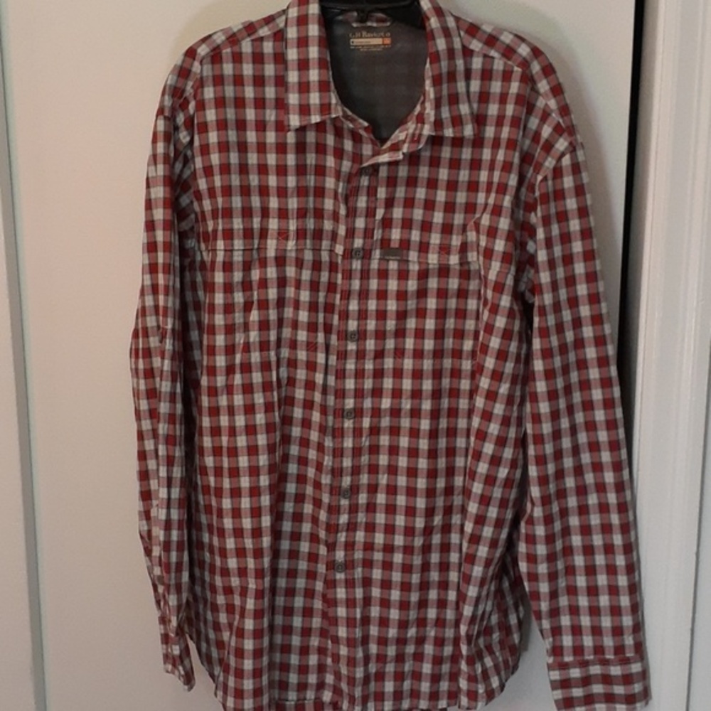 G. H. Bass and Co shirt mens xl explorer series red Gray plaid outdoor fishing
